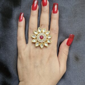 Laila Kundan Ring
