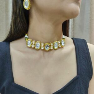 Gunjan Kundan Choker Set with Maangtika