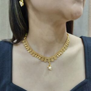 Urvashi Necklace Set